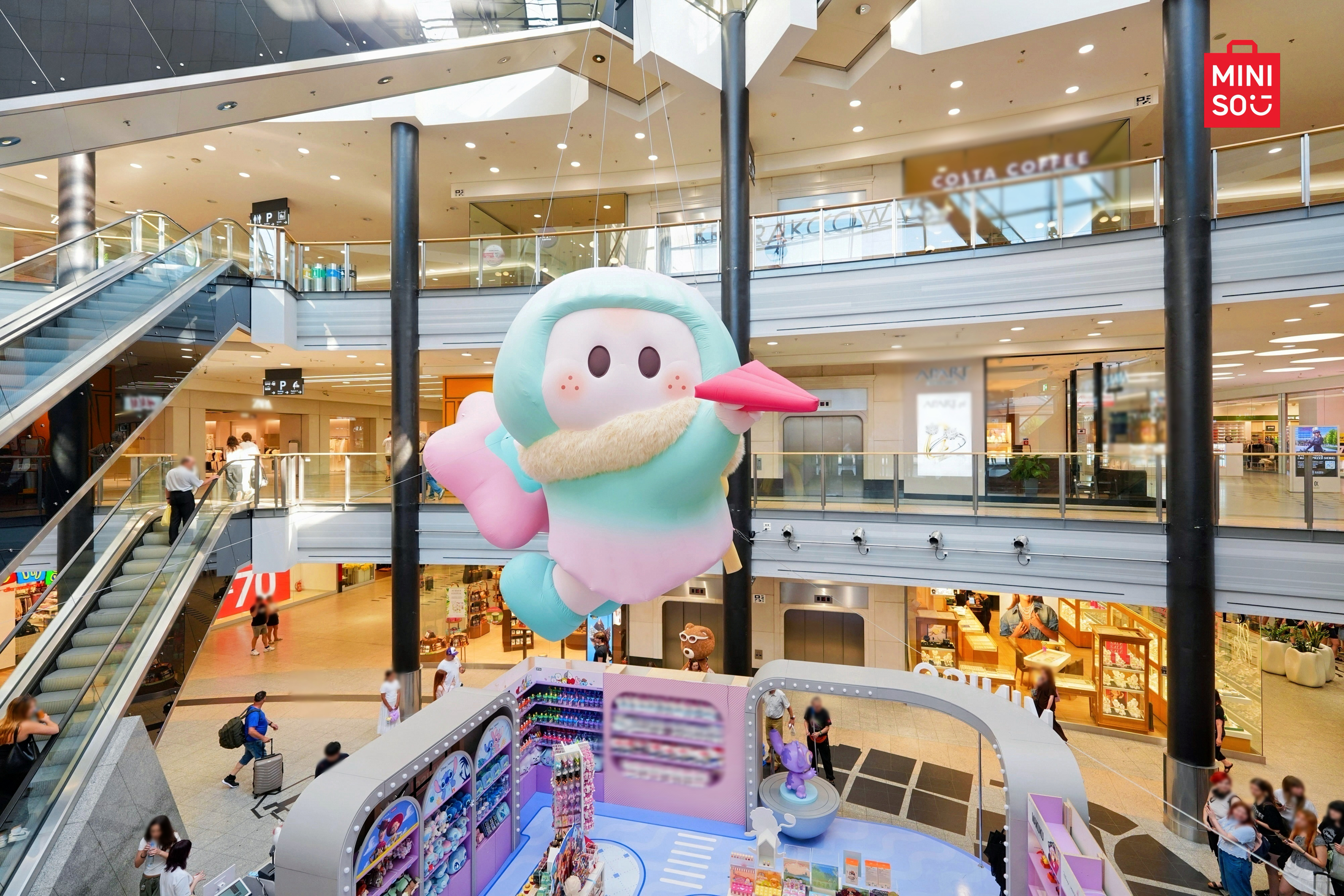 MINISO’s First Pop Up Draws Crowds in Kraków: Discover Blind Boxes, Beloved IPs and Summer Surprises